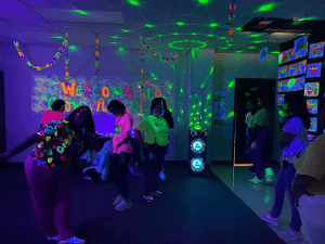 Royal Glow Art Night