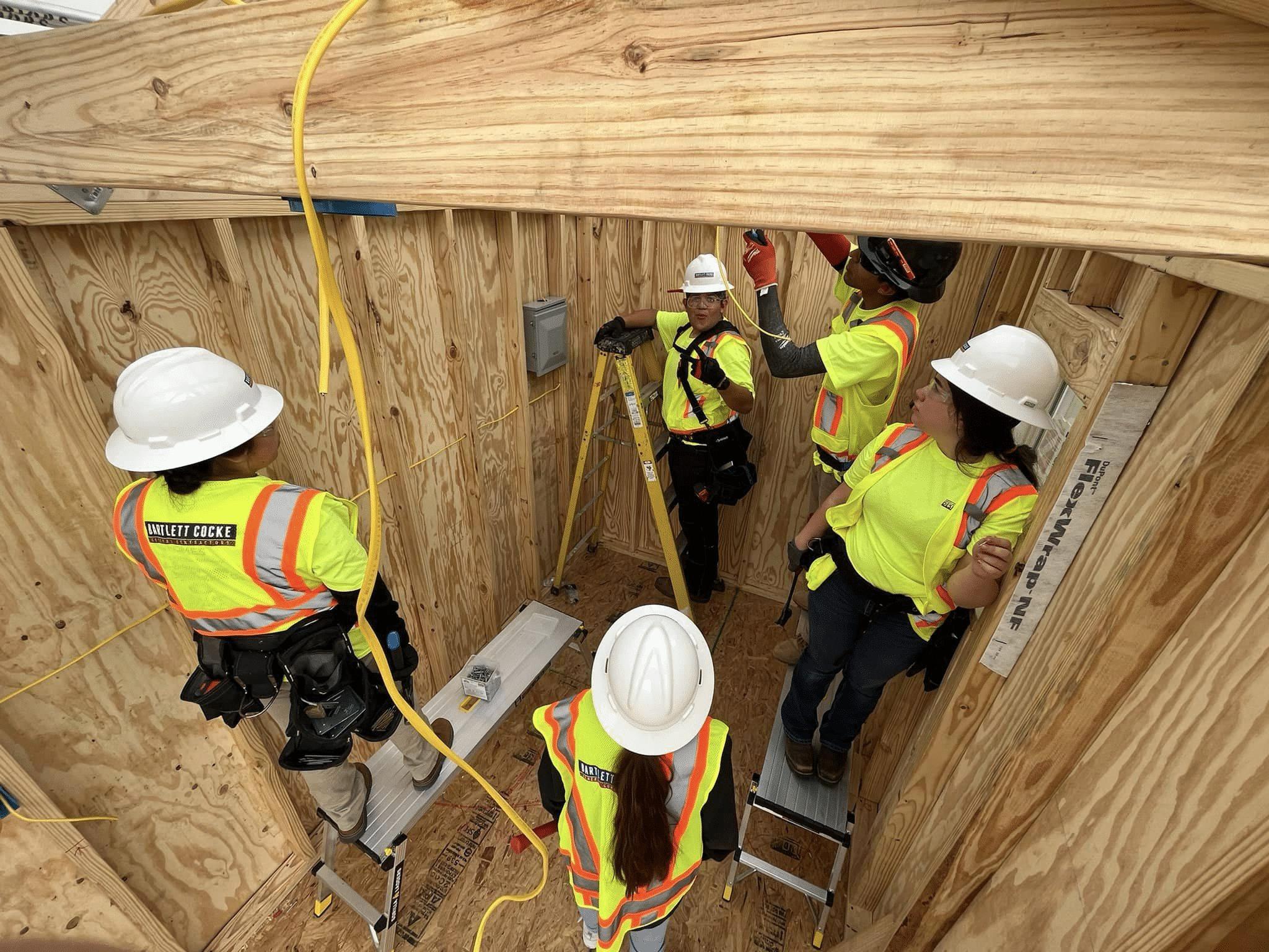 construction students at medina valley HS
