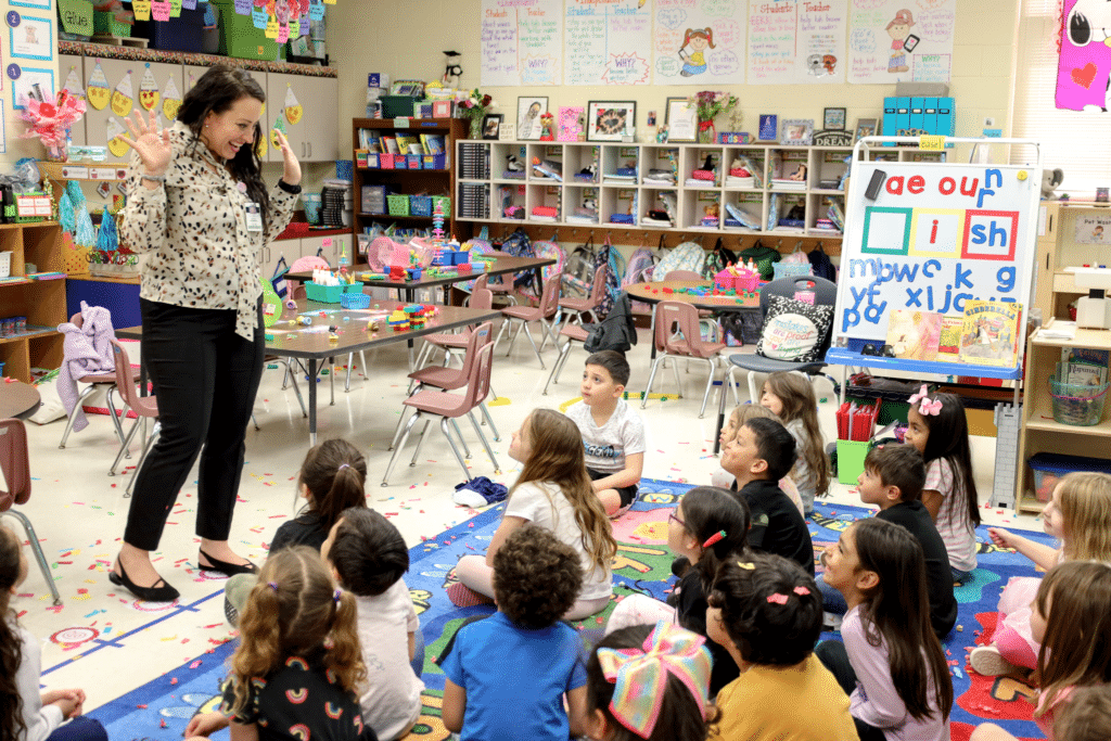 Students paying attention to their teacher.