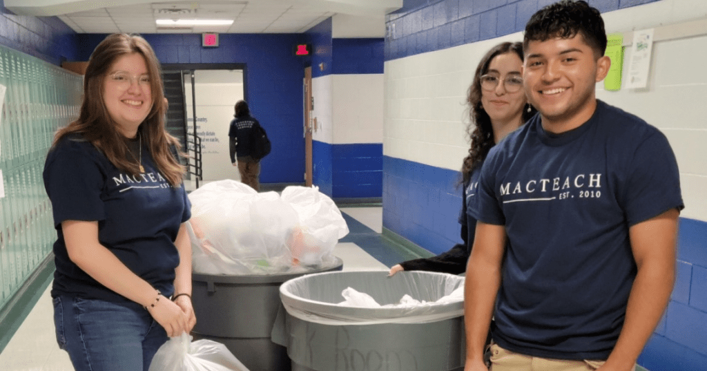 NEISD Macarthur MacTeach students help custodians