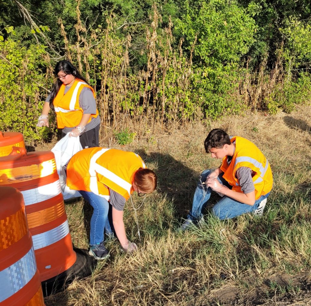 East Central ISD JROTC cleaning highway