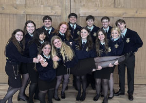 Huffman FFA Members in Group Shot.