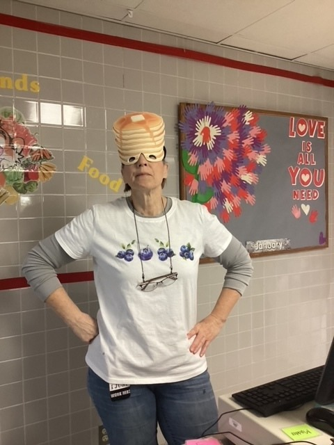 Brown Primary kitchen manager