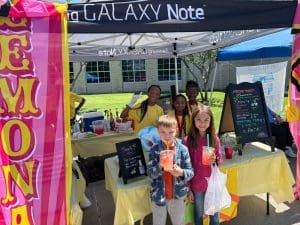 Rockwall ISD Lemonade Day students at lemonade stand