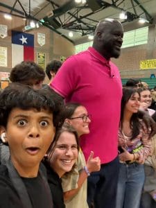 Fort Sam Houston Students Pose with Shaq
